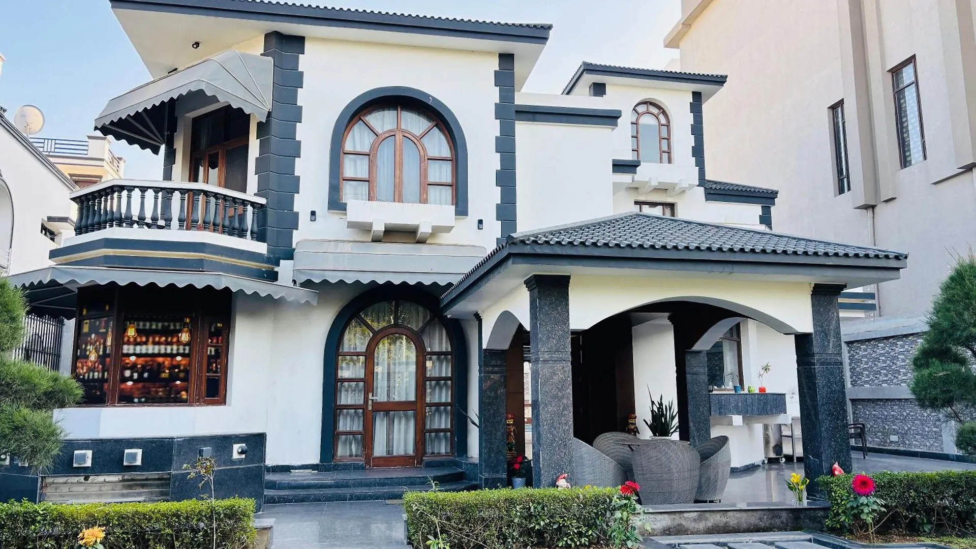 4Bhk Villa Private Pool 구르가온